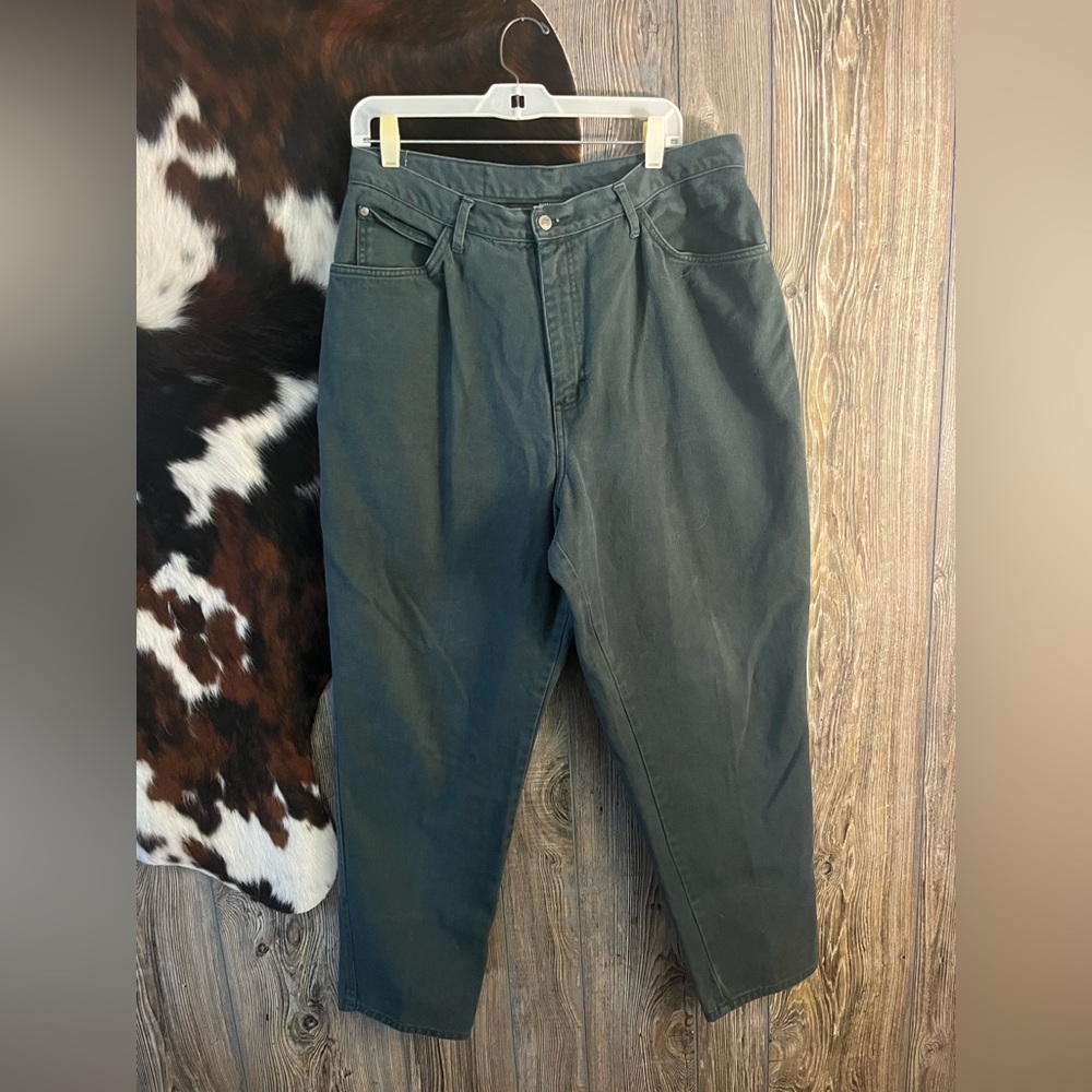 Vintage Gitano size 34/20W women’s olive green straight leg jeans